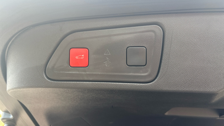 Citroen C5 Aircross 1.5 BlueHDi C-Series Edition 5dr EAT8 Diesel Hatchback